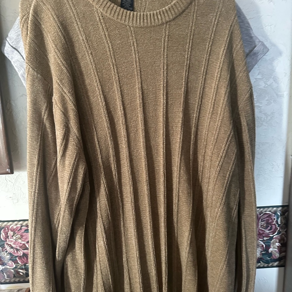 Dockers Men's Brown Crewneck Sweater